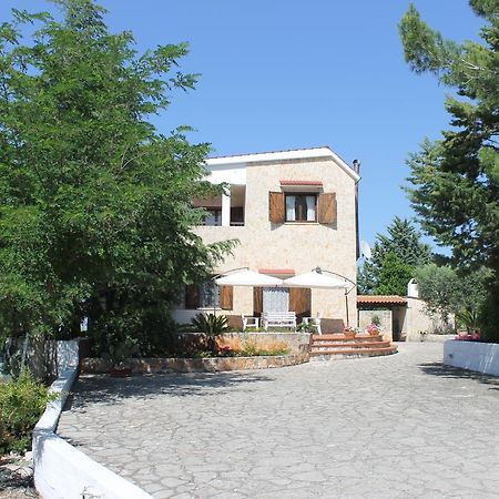 מונופולי Albachiara Bed & Breakfast מראה חיצוני תמונה